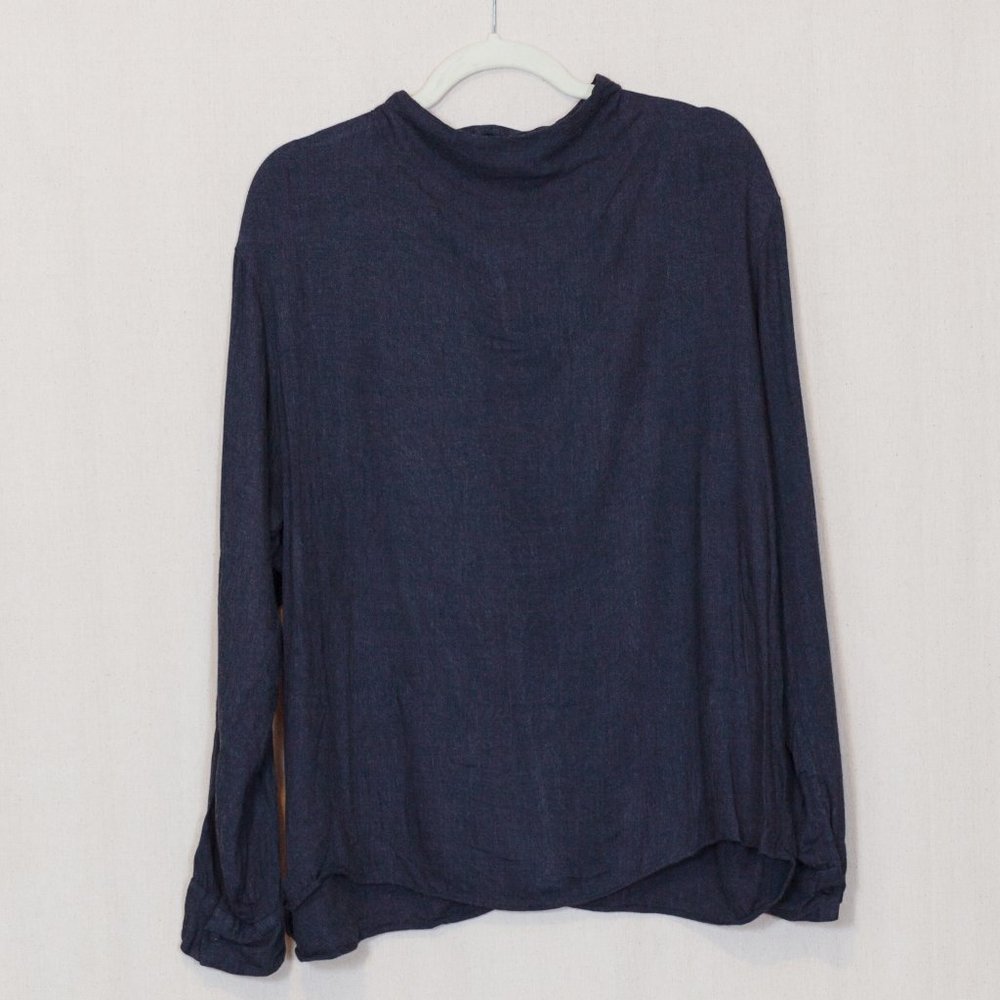 Uniqlo high neck long sleeve simple blouse top